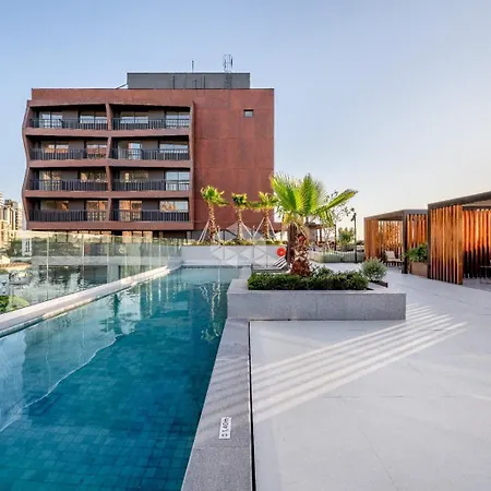 Skyline Porto Alegre - Apartamento mobiliado com Wi-Fi e academia no condomínio